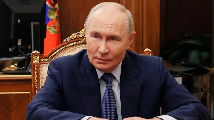 Putin says he’s fighting fascism in Ukraine - so why does he quote ...