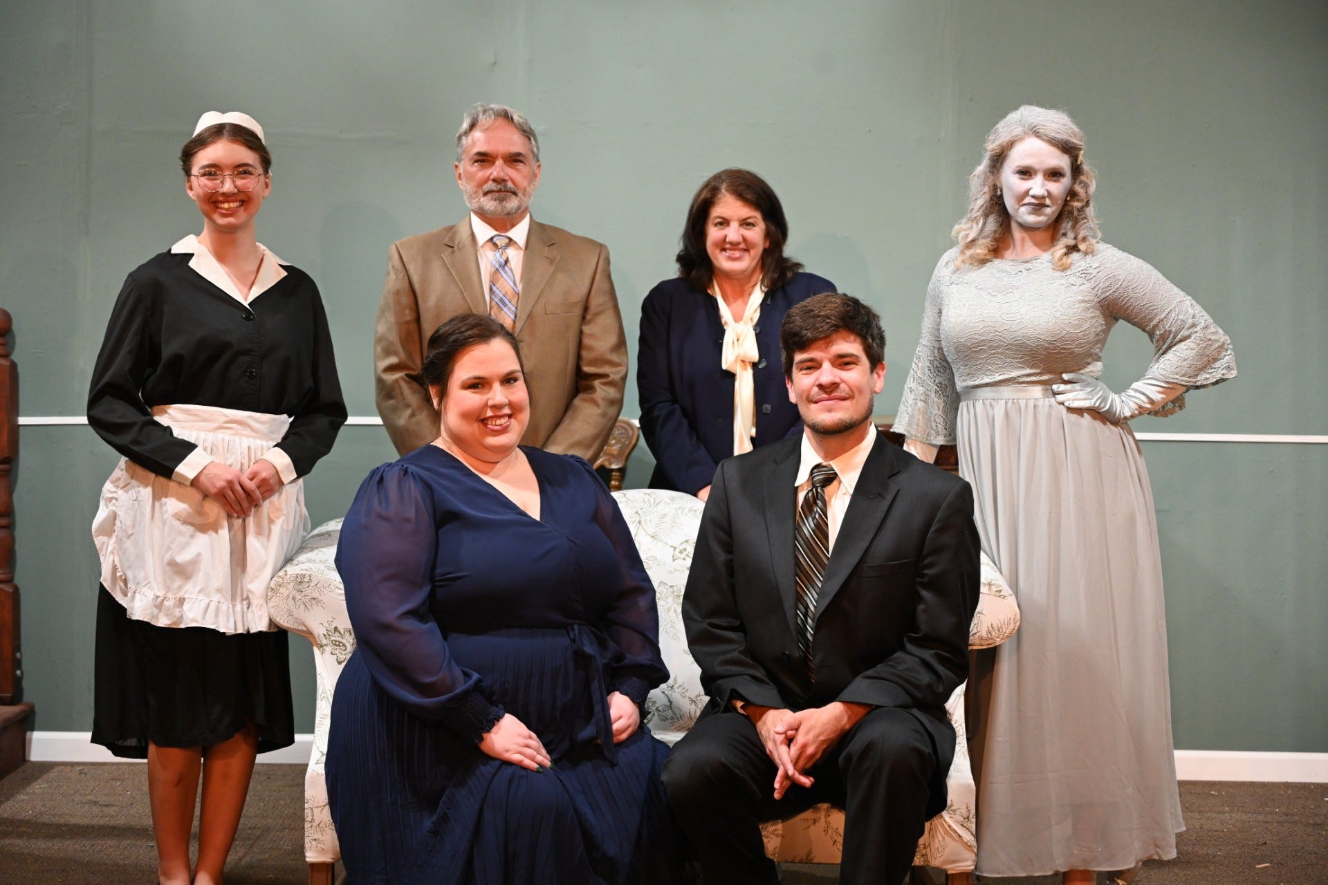 Red Barn Players close the season with comedy classic 'Blithe Spirit'