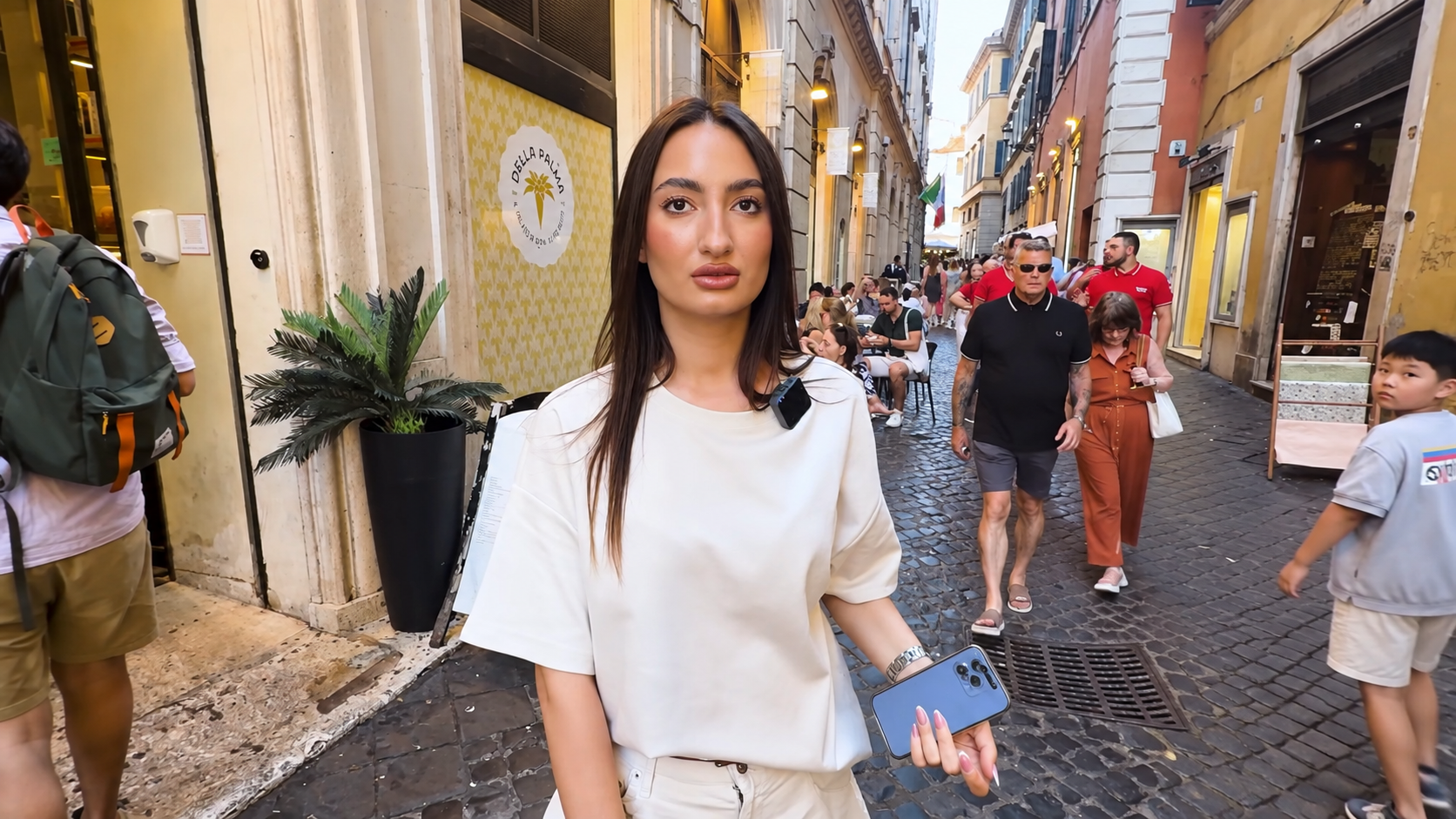 She called her suitcase “pretty basic”… then agreed to a €100 Rome ...