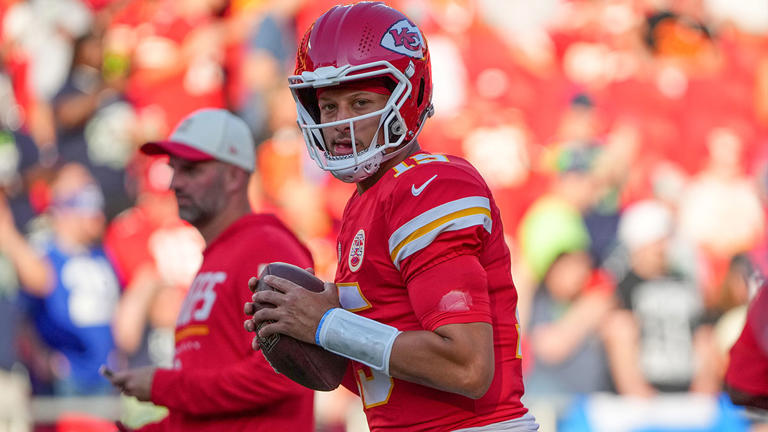 Chiefs’ Patrick Mahomes makes confession on how badly he failed Kenneth ...