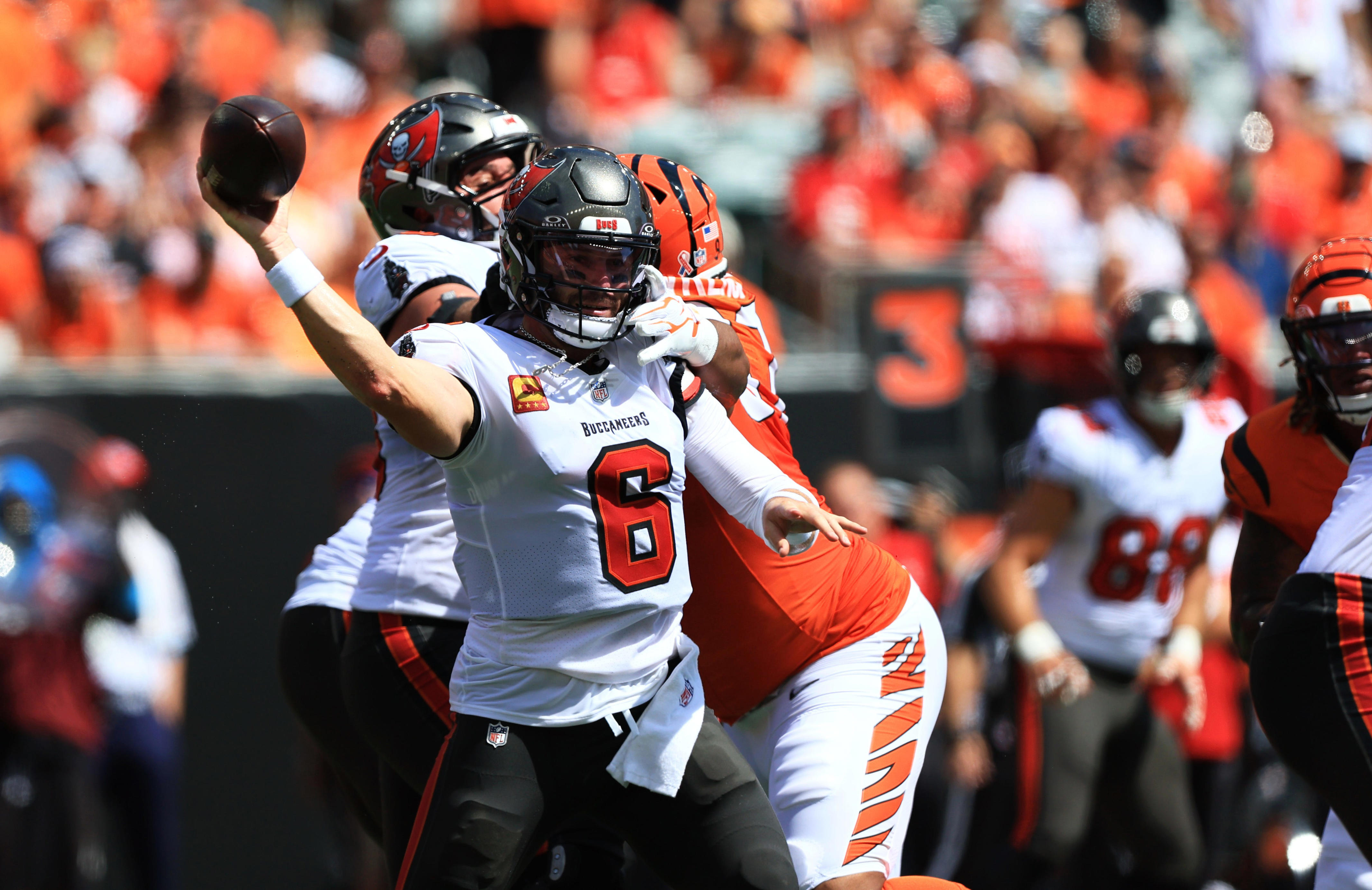 PFF ranks Baker Mayfield 18th at QB