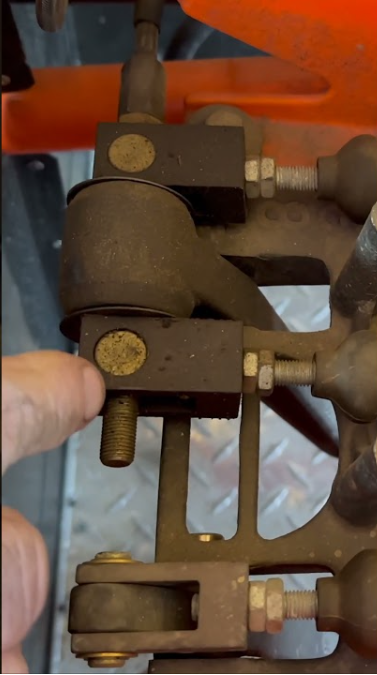 Racing without computers: adjustable brake bias and old school techniques