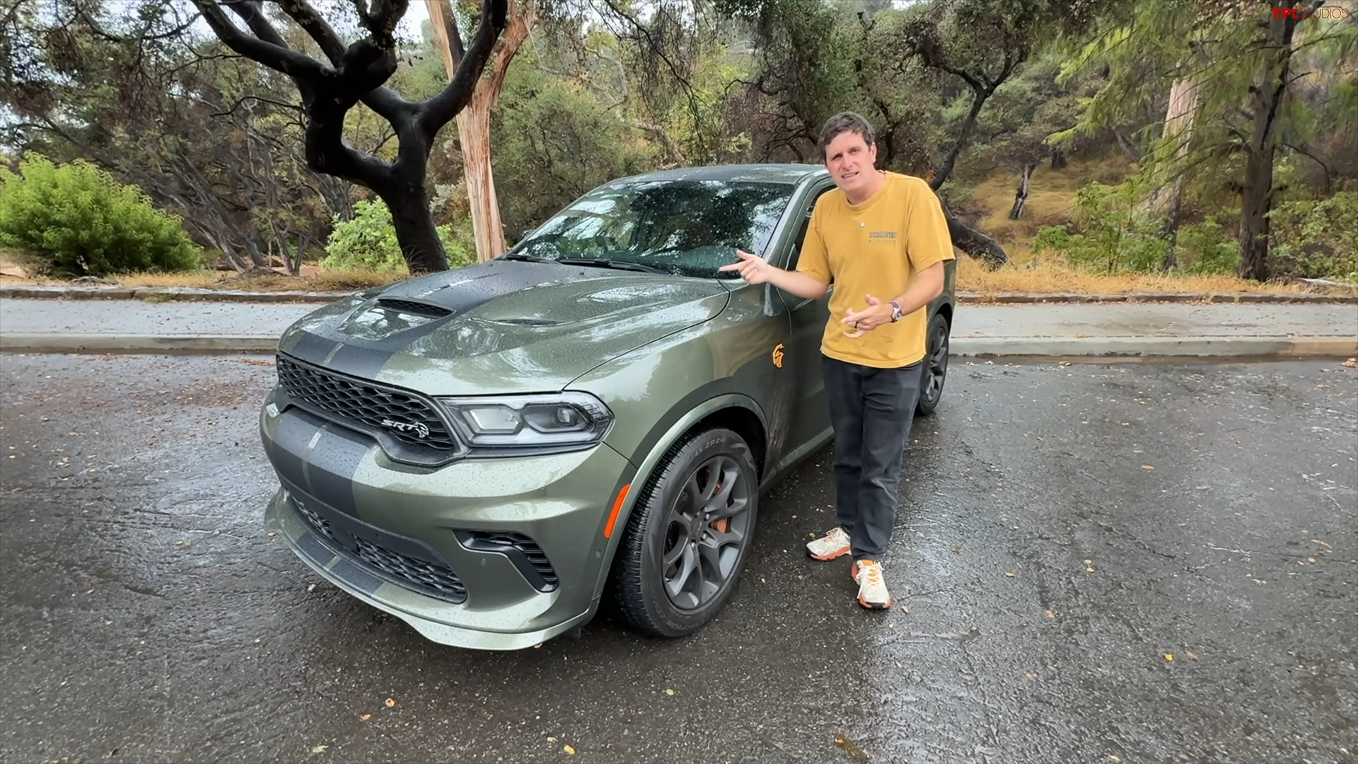 710 HP, 6 seats and an 8,700-lb tow rating - Is the Durango Hellcat ...