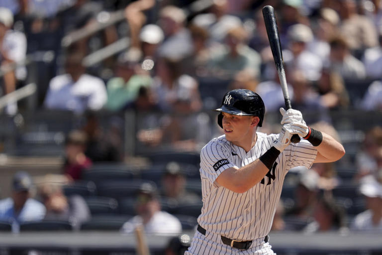 Full 2026 MLB wild card playoffs schedule on NBC & Peacock: Match-ups ...
