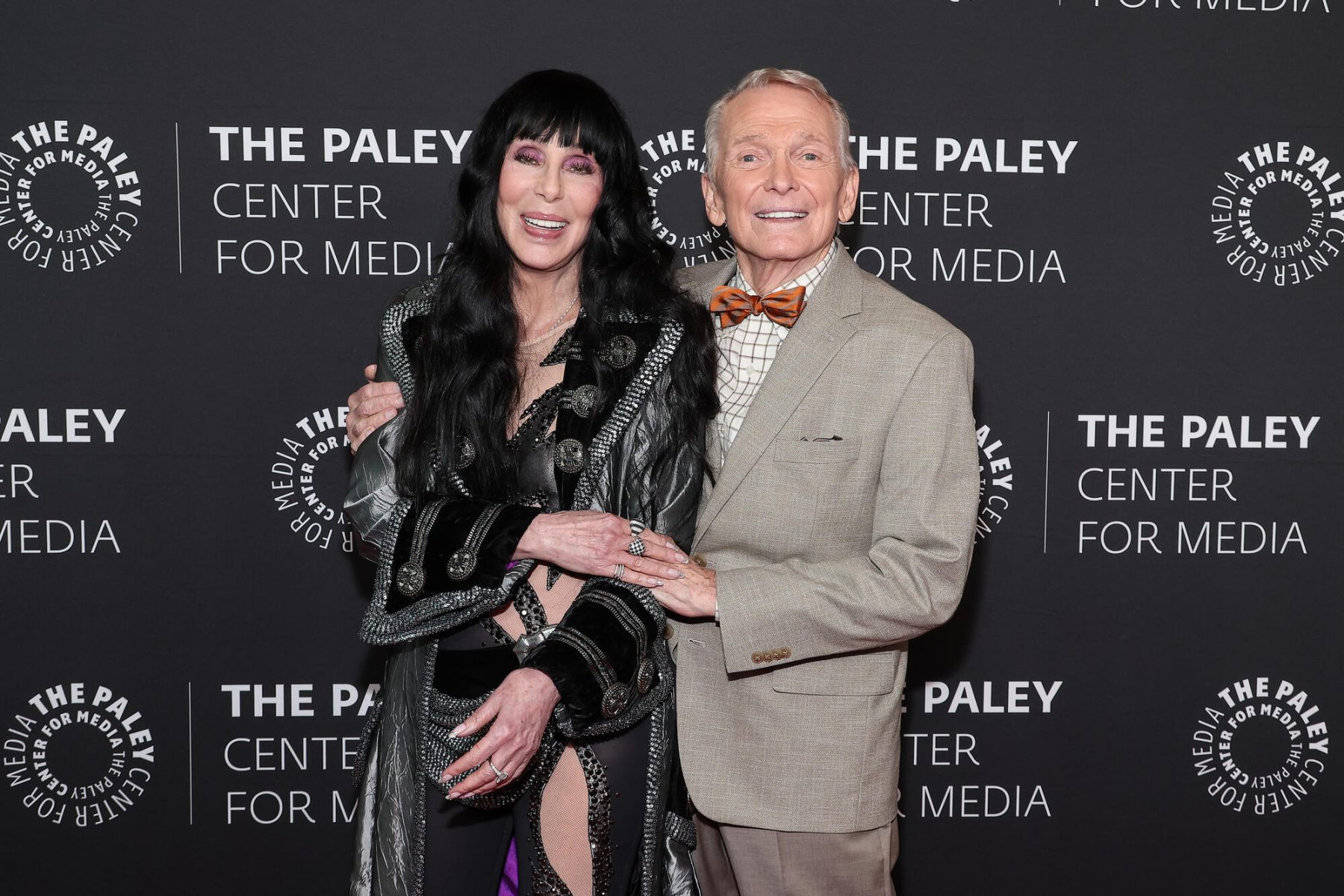 bob-mackie-death-dress-designer-to-the-stars-dies-at-87