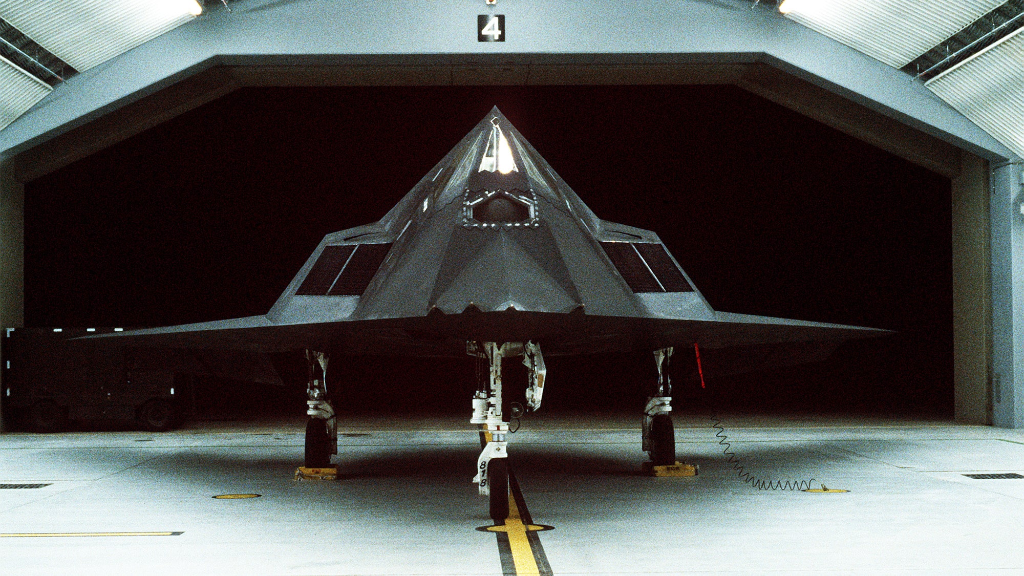 F-117 Nighthawk to go on display at Smithsonian National Air and Space ...