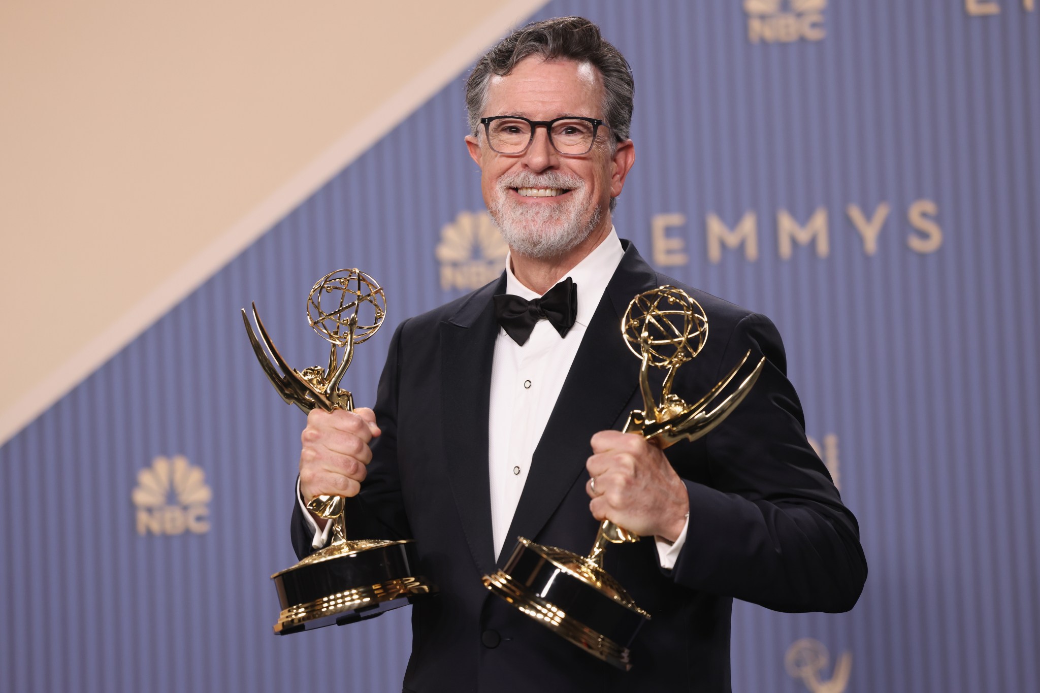 Stephen Colbert ignores Donald Trump during Emmys speech