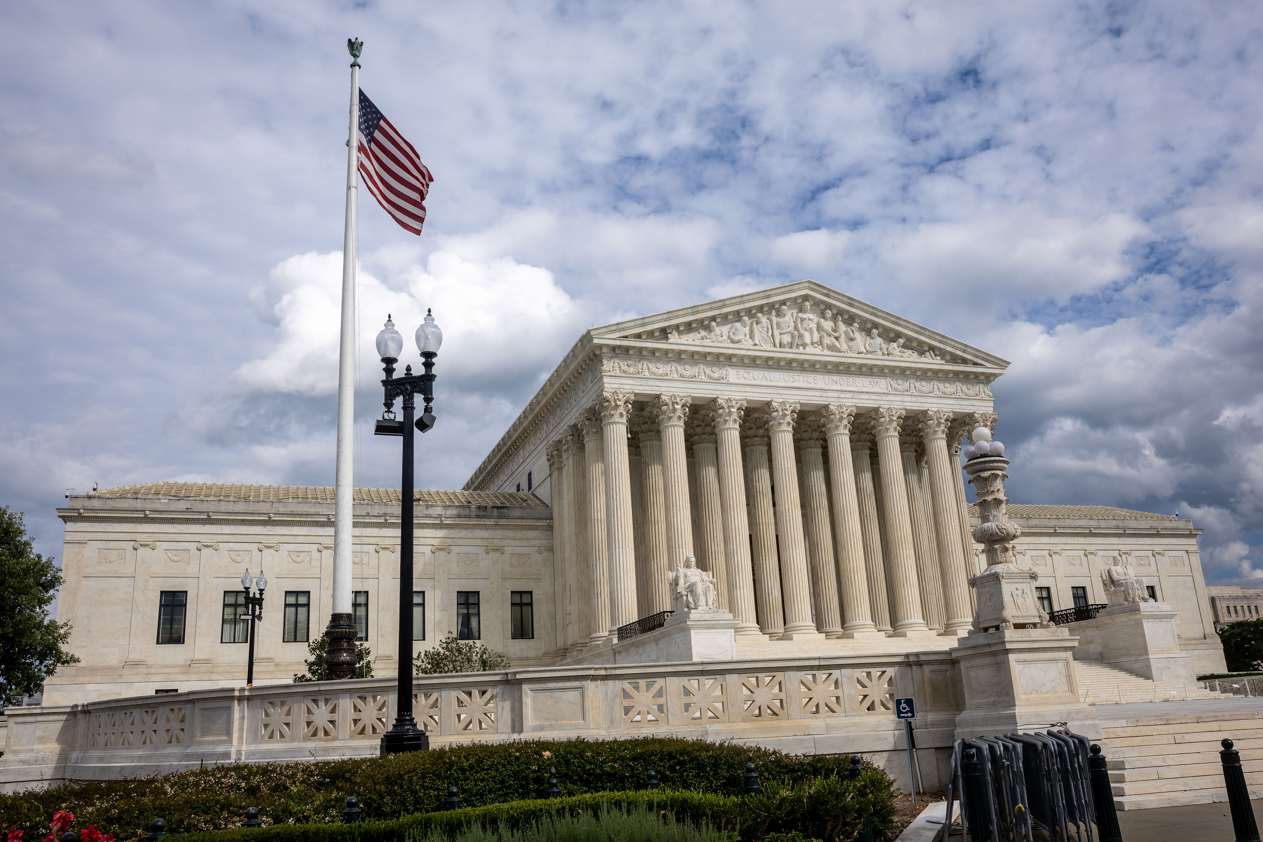 Supreme Court blocks Trump mail-in ballot plan