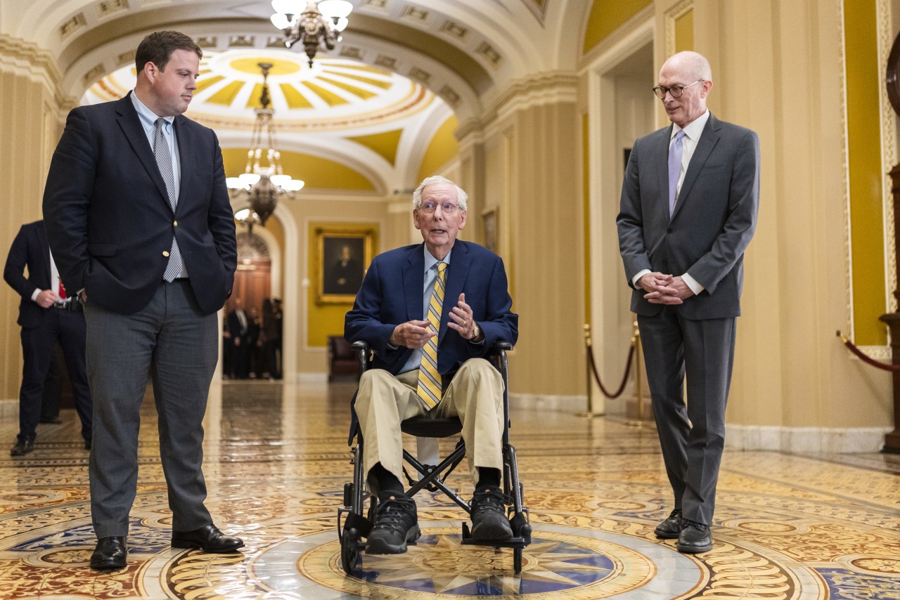 Sen. Mitch McConnell returns to Capitol after three months