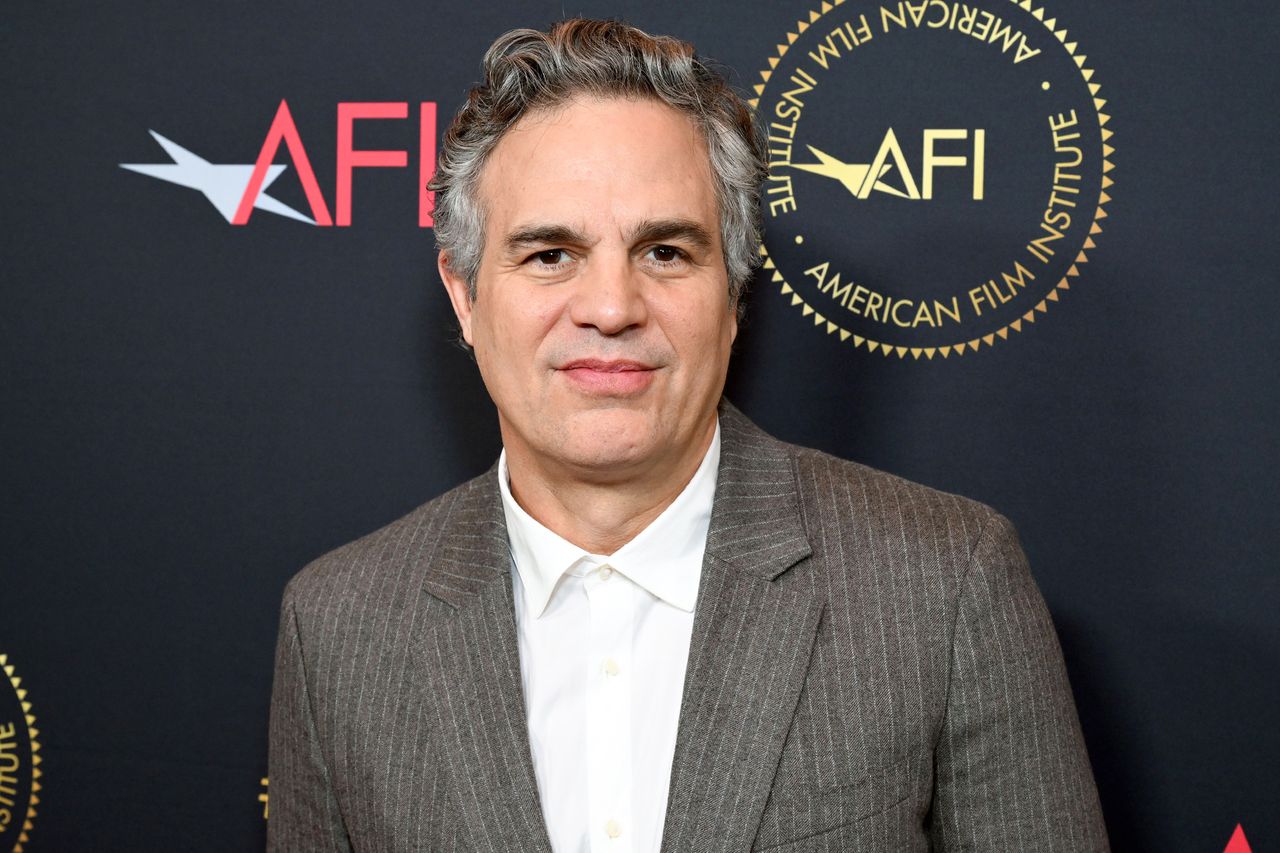 Mark Ruffalo attends Emmys after Paramount accuses him of antisemitism ...