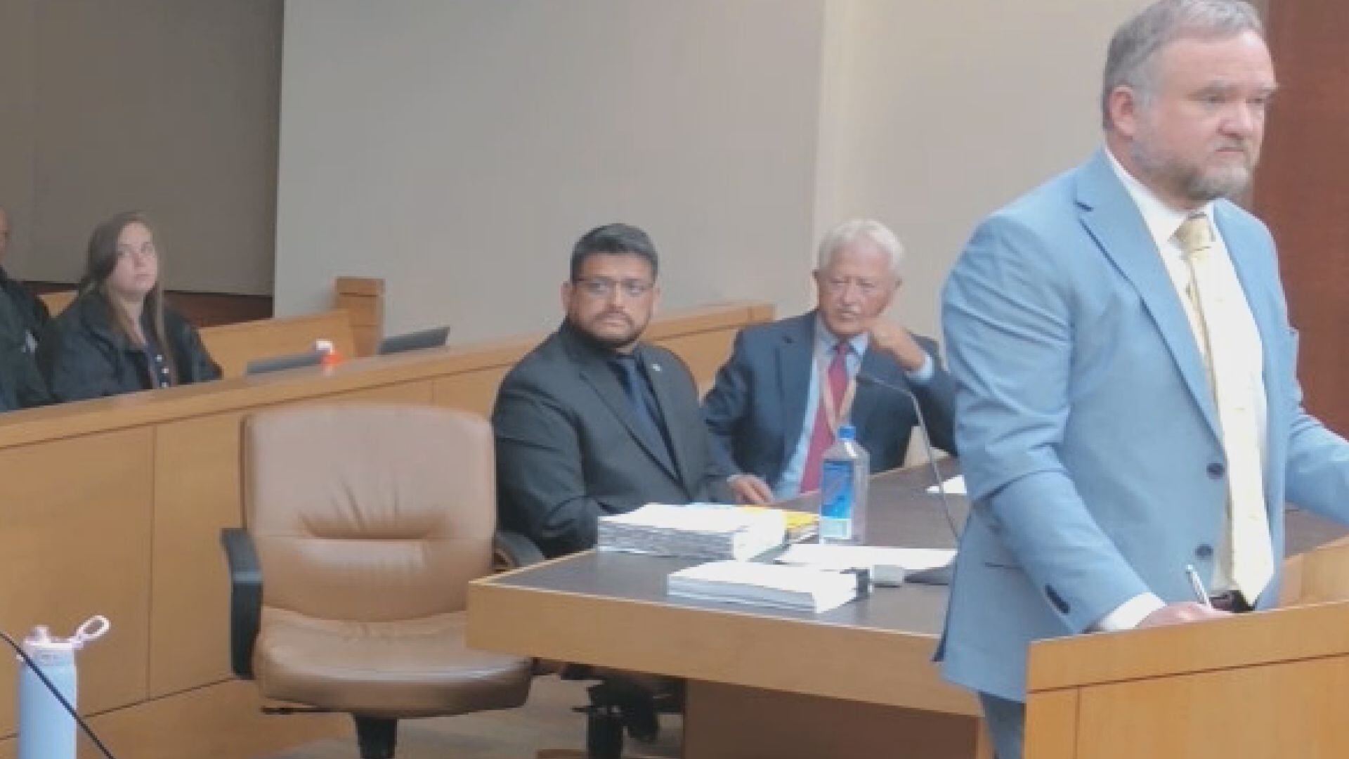Testimony begins in trial of former sheriff’s deputy charged with ...