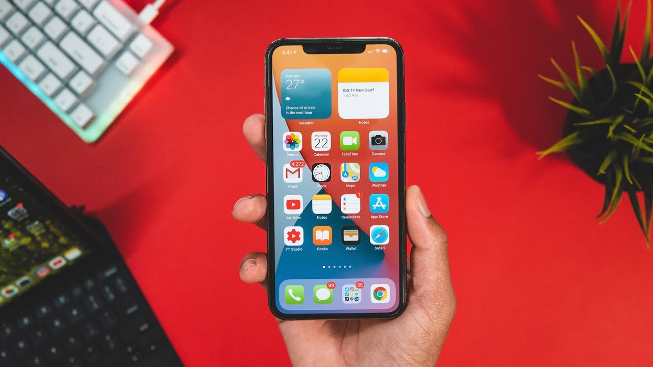 How to install iOS 14 & iPadOS 14 - easy tutorial (no computer)