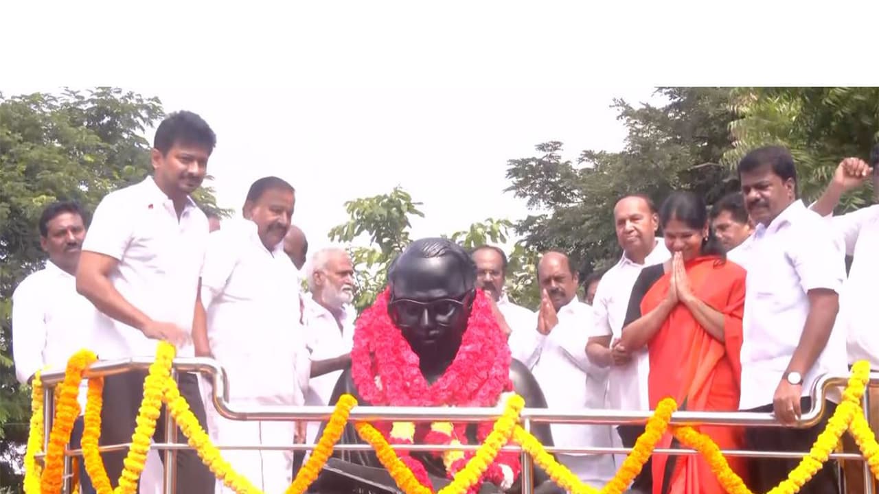 MK Stalin, DMK leaders pay floral tribute to party founder Annadurai