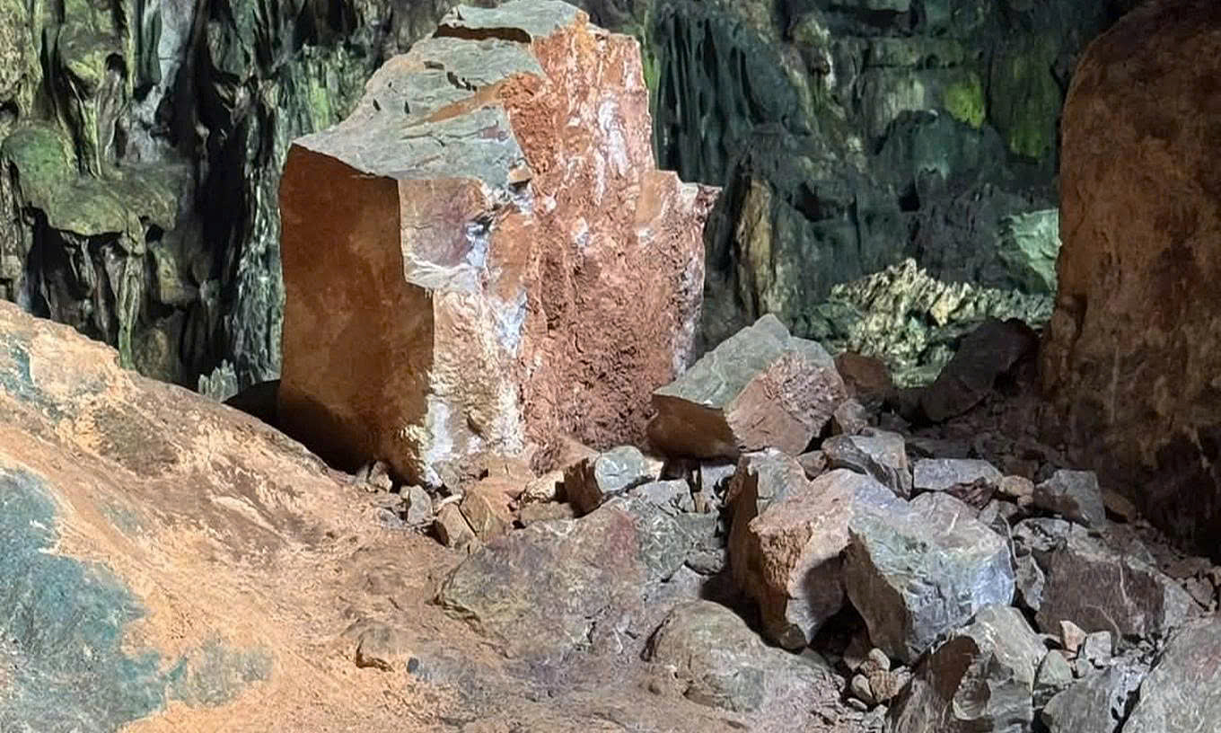 Vietnam suspends tours to 250-million-year-old cave over falling rocks