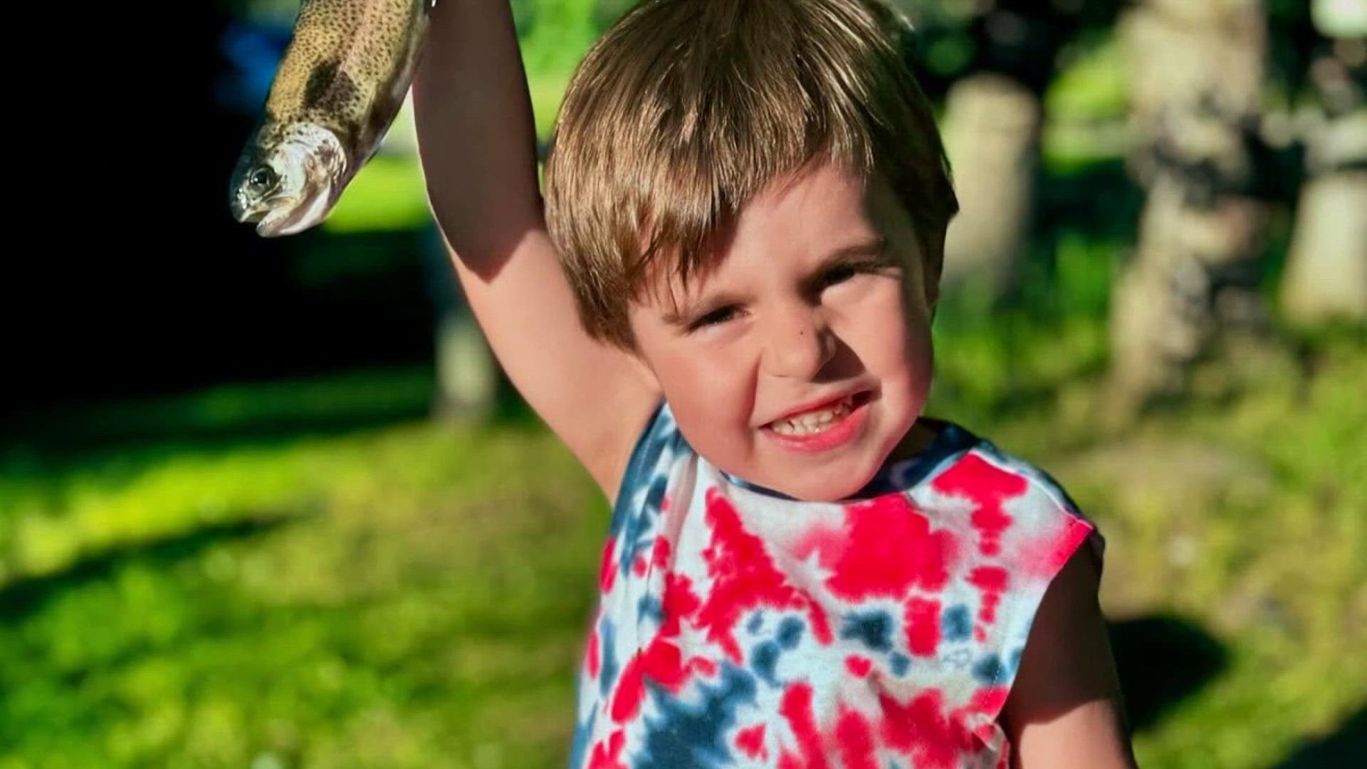 Parents arrested after 5-year-old dies in hot car