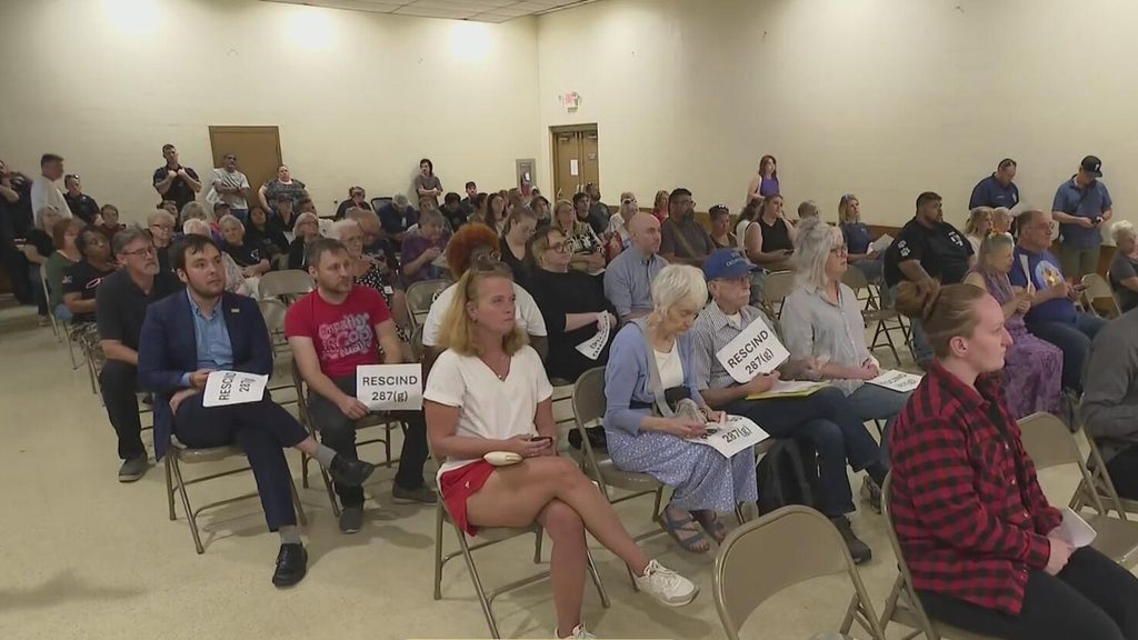 Pitcairn's agreement with ICE the topic of debate at council meeting