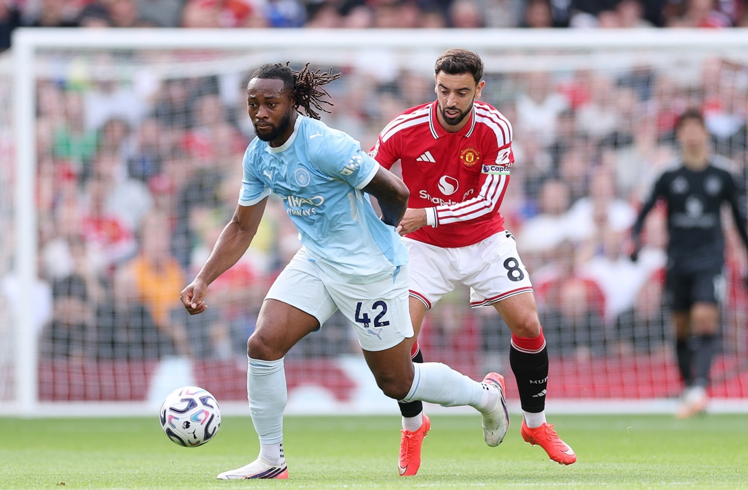 ‘A cheat’ – Pundit heavily critical of Man United player after the ...