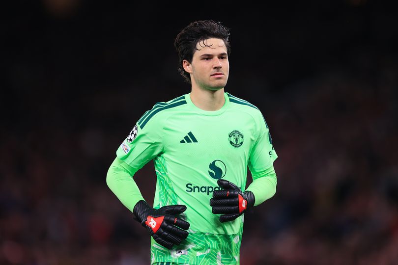 Gary Neville spots Senne Lammens X-rated moment as Man Utd stars point ...