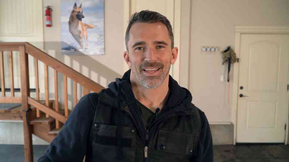 He turned one simple dog command into a full exercise drill with spins ...