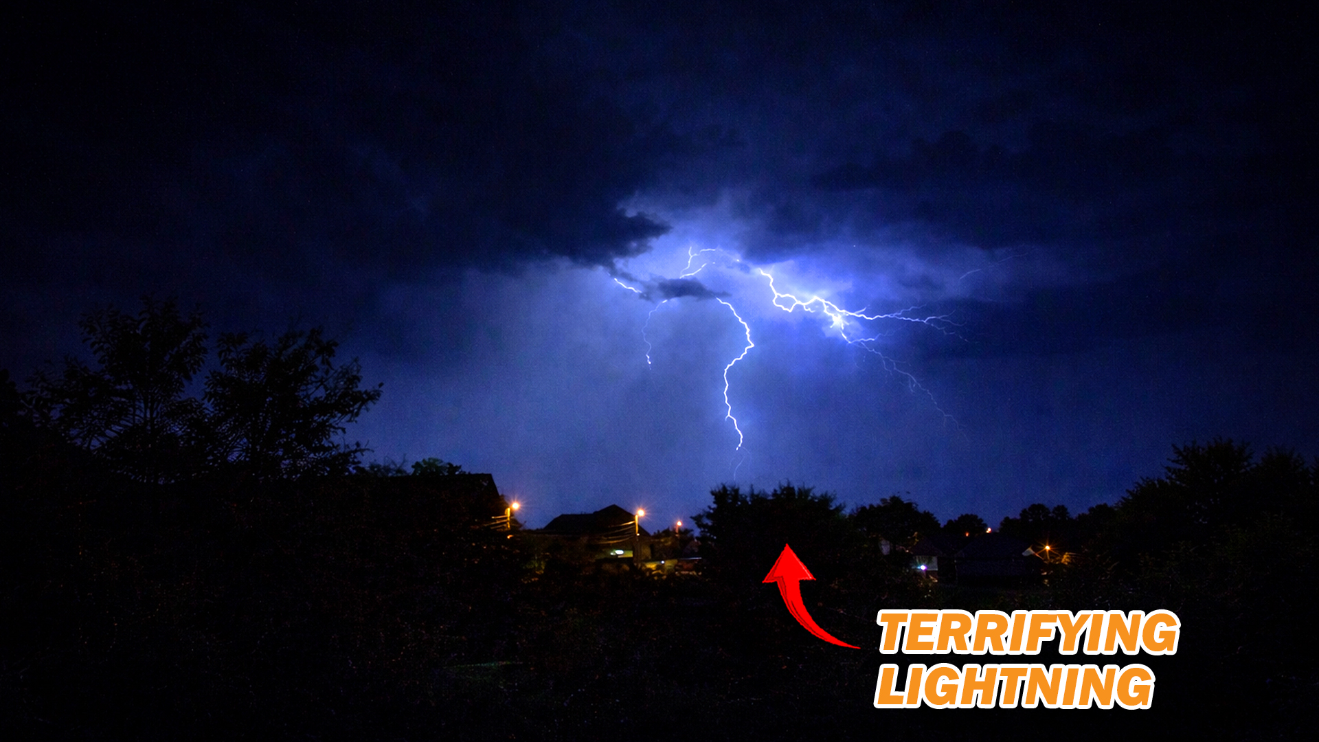 intense-weather-and-nature-moment-captured