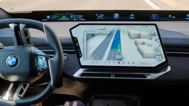 BMW is giving its navigation system a Tesla-style makeover