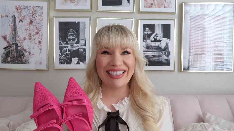 Glamorous footwear inspiration from everyday looks to special moments
