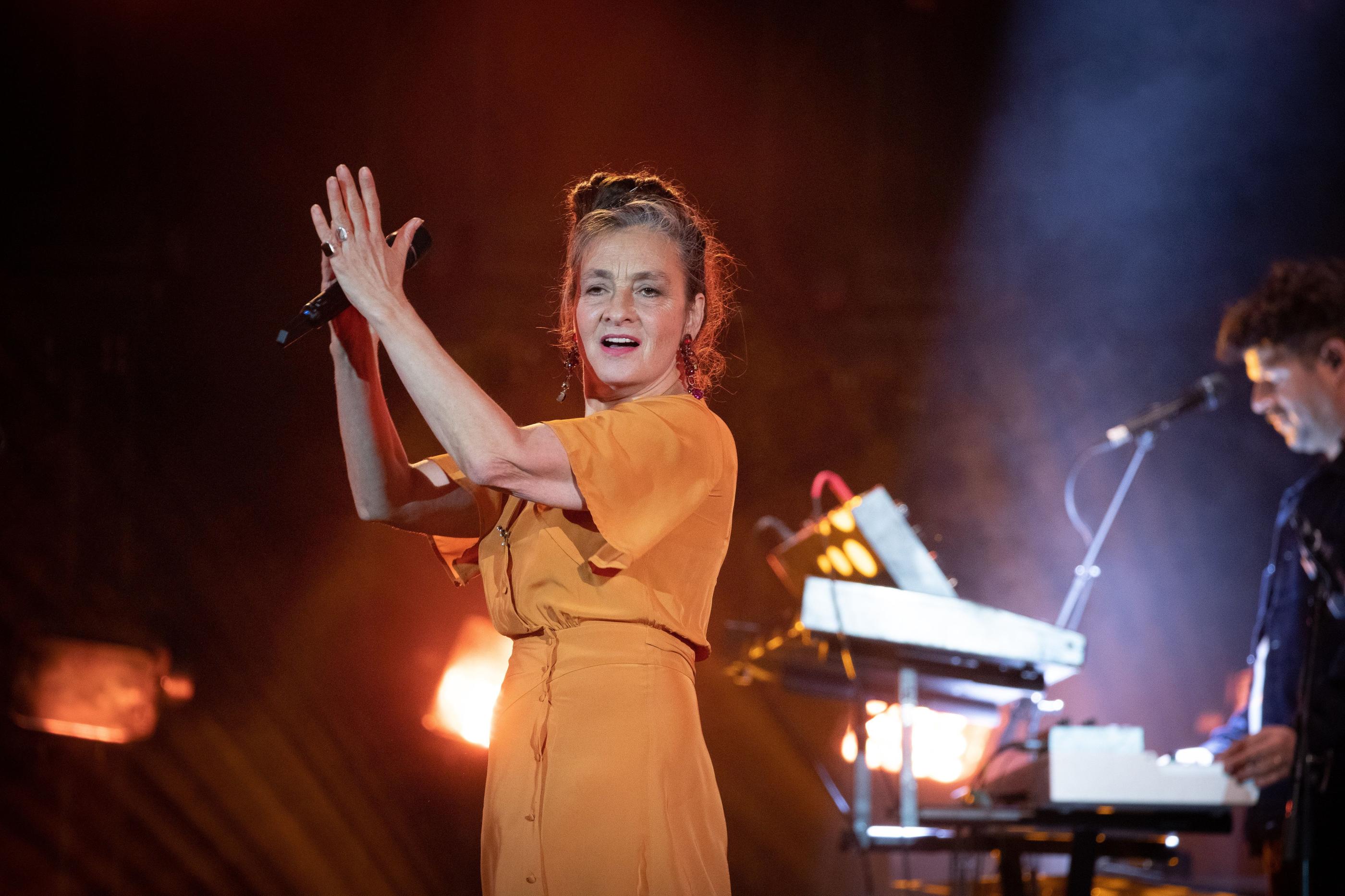 catherine-ringer-la-chanteuse-des-rita-mitsouko-est-morte-d-un