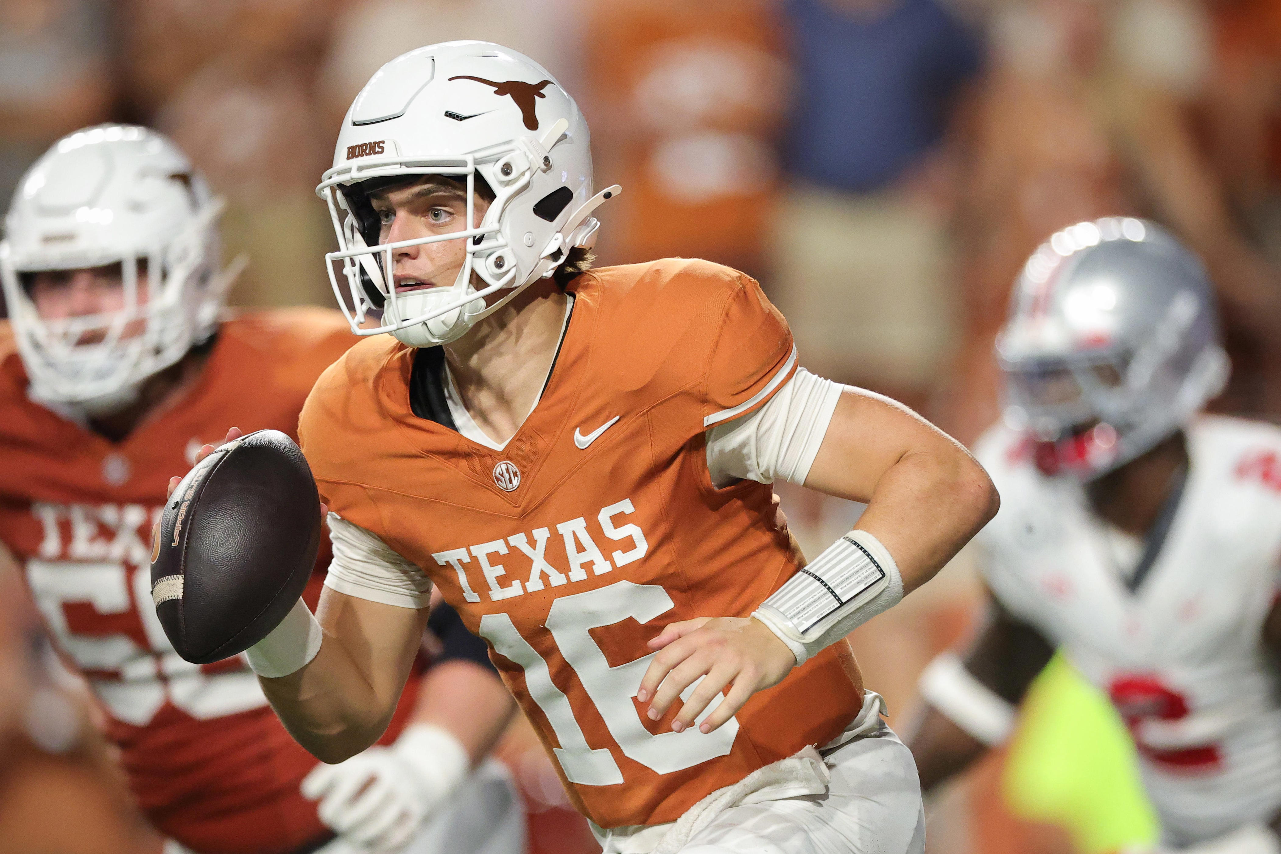 Red River Rivalry ticket prices have dropped nearly $200