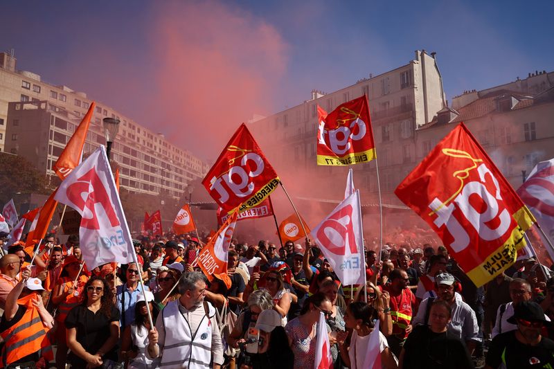 French labour strike reduces delivery capacity at Dunkirk LNG terminal