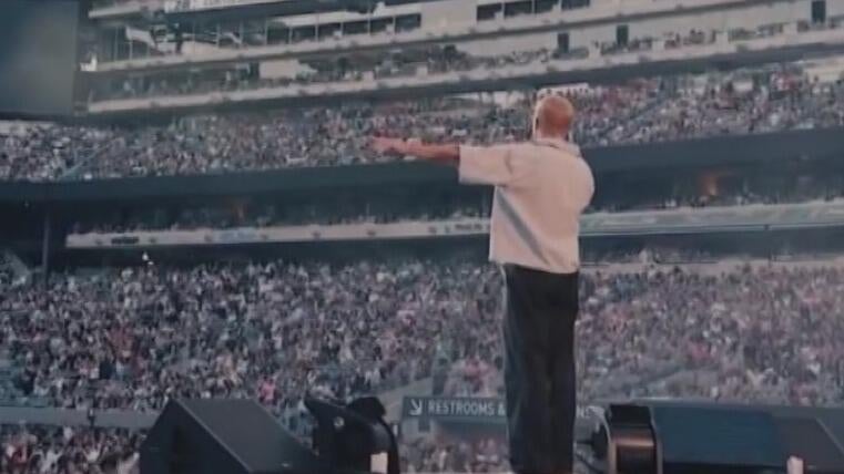 Dearborn mayor invites rapper Macklemore to give performance