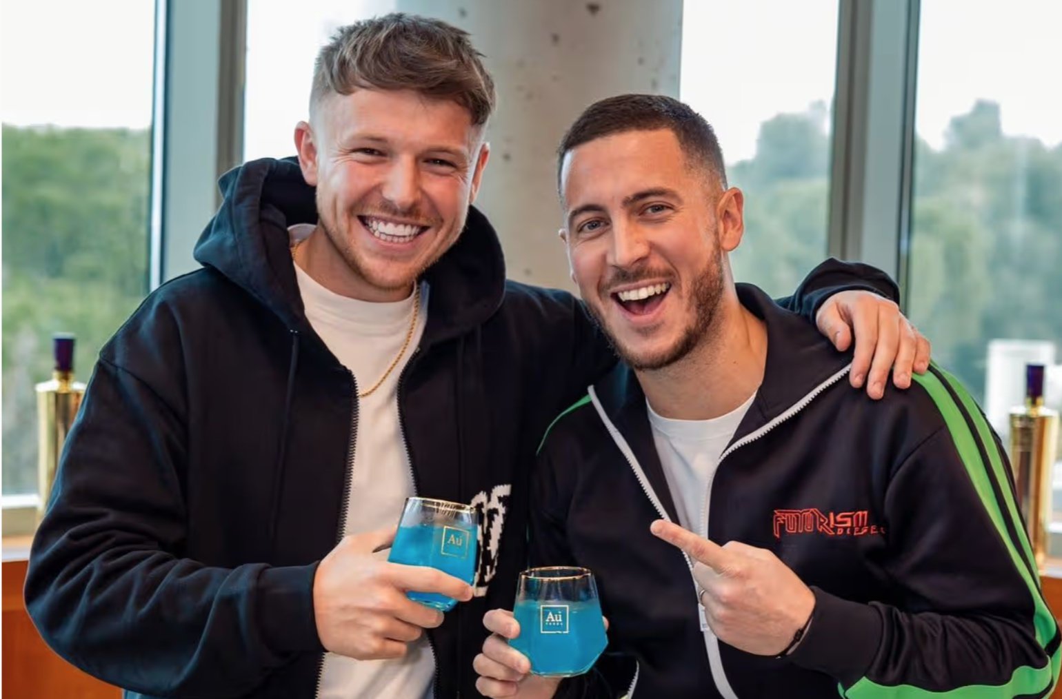 El recogepelotas que recibió una patada de Eden Hazard vende su marca de vodka por 300.000.000 de libras.