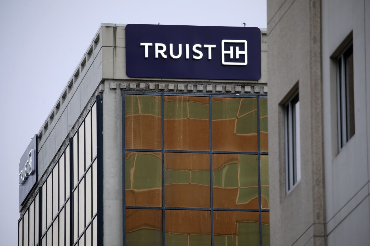 Truist to sell $5.5 billion of loans as it exits near-prime auto lending