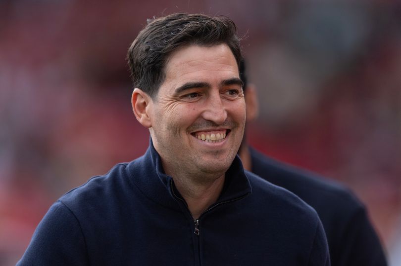 Las probabilidades del Liverpool vs Tottenham apuntan a un solo resultado para Andoni Iraola.