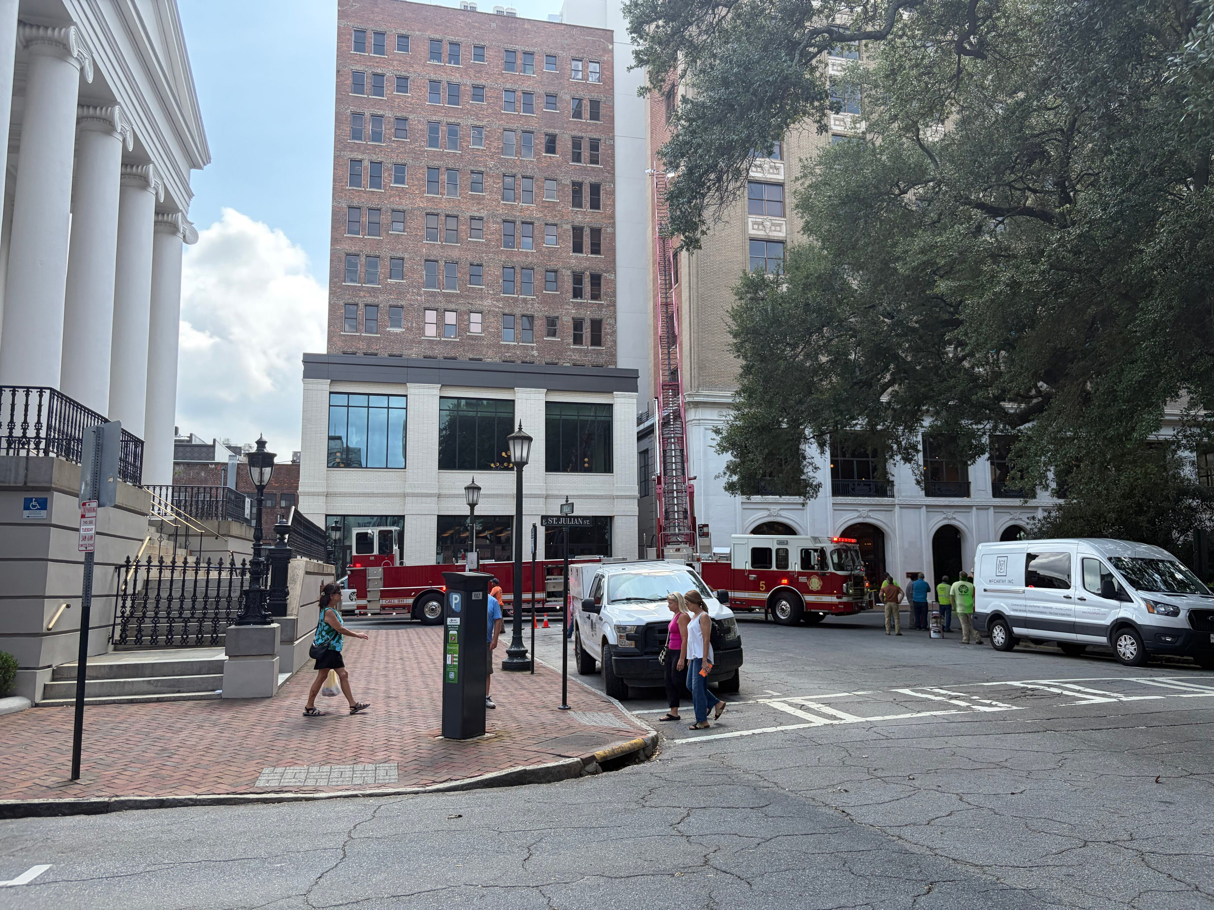 Savannah firefighters respond to high-rise fire on East Congress Street