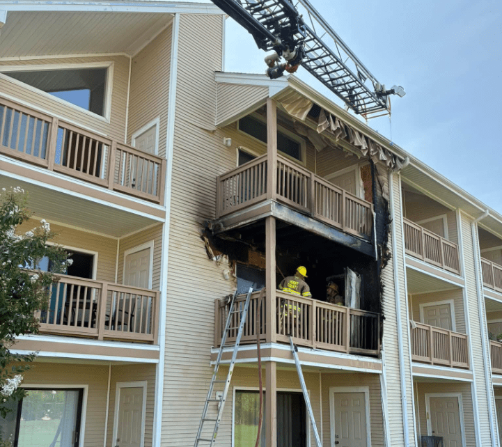 Apartment damaged in Little River fire, Horry County Fire Rescue says