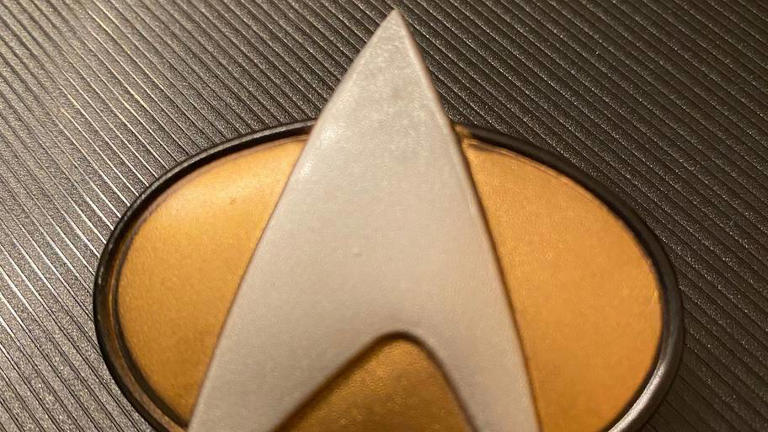 Star Trek crew races against time to save Remy in Recollection ...