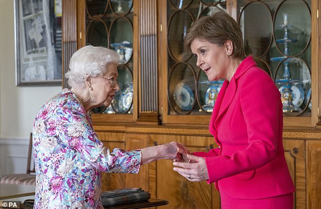 Abolish the monarchy to 'free Prince George', says Nicola Sturgeon