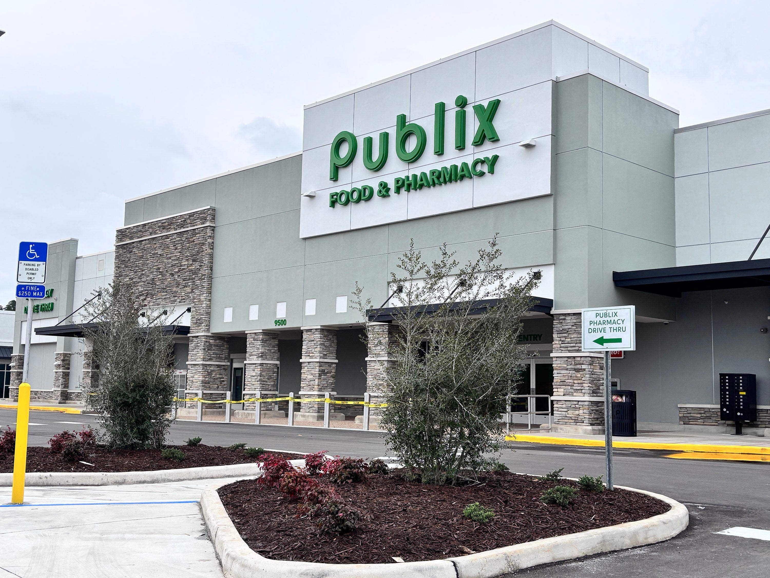 'Must buy two' Publix BOGO deals infuriate shoppers. Here's what they said.