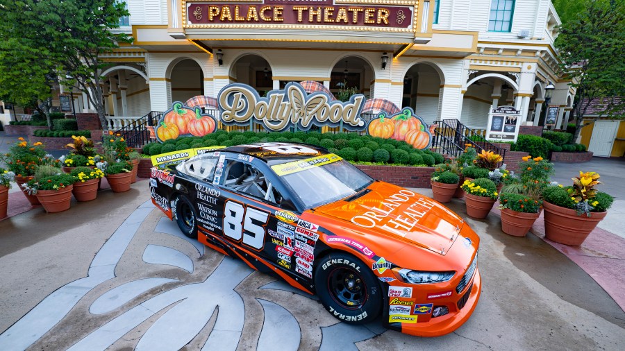 Dollywood sponsors race car bound for Bristol Motor Speedway