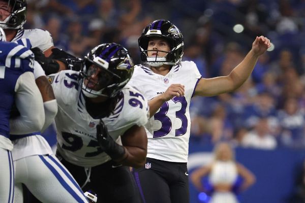 Ravens cut kicker Moody after Loop's strong season opener