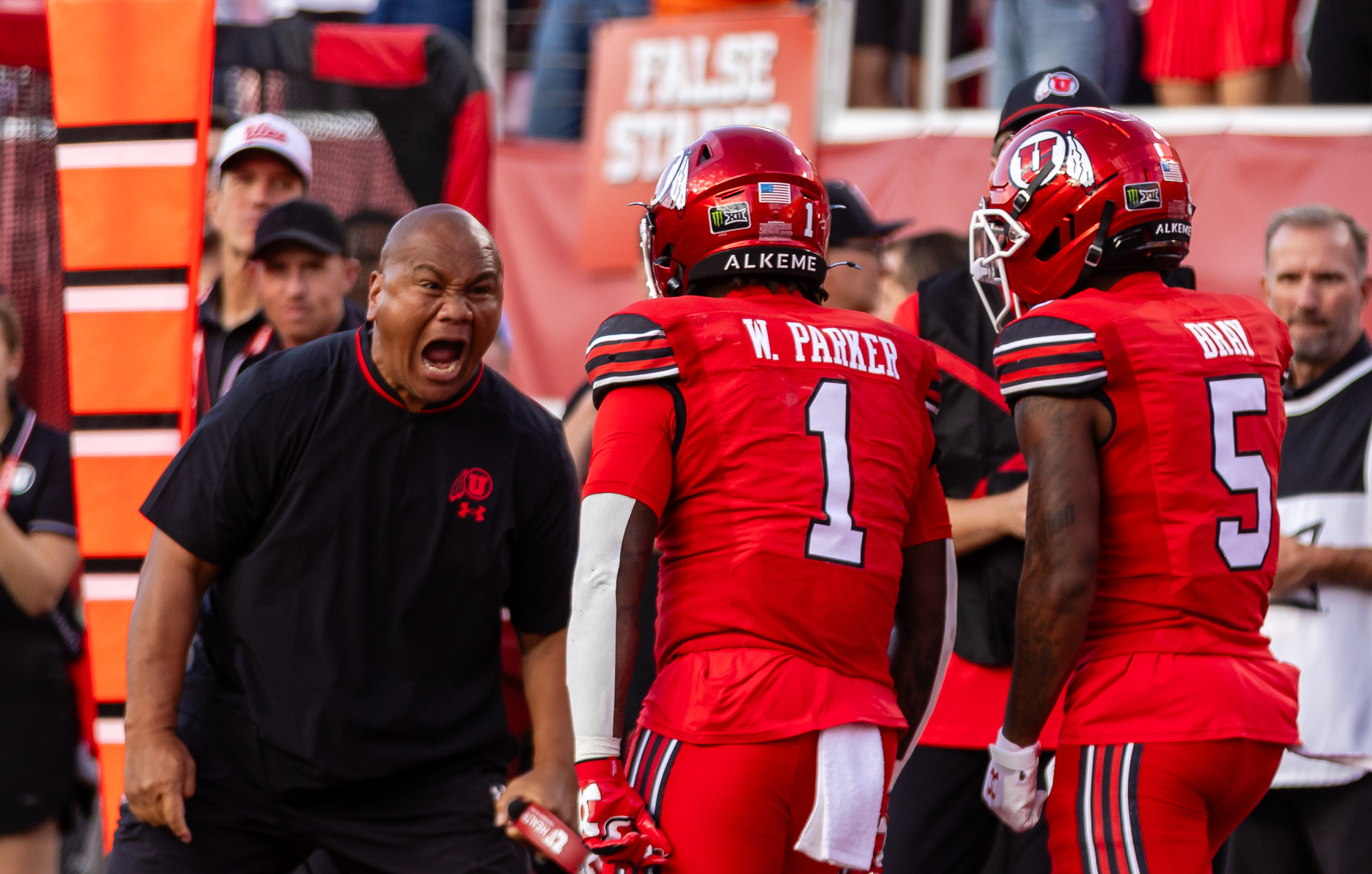 Mark Atuaia on Utah’s young running backs, Wayshawn Parker’s growth