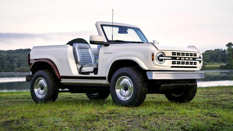 60-years-of-getting-down-and-dirty-the-10-most-legendary-ford-bronco