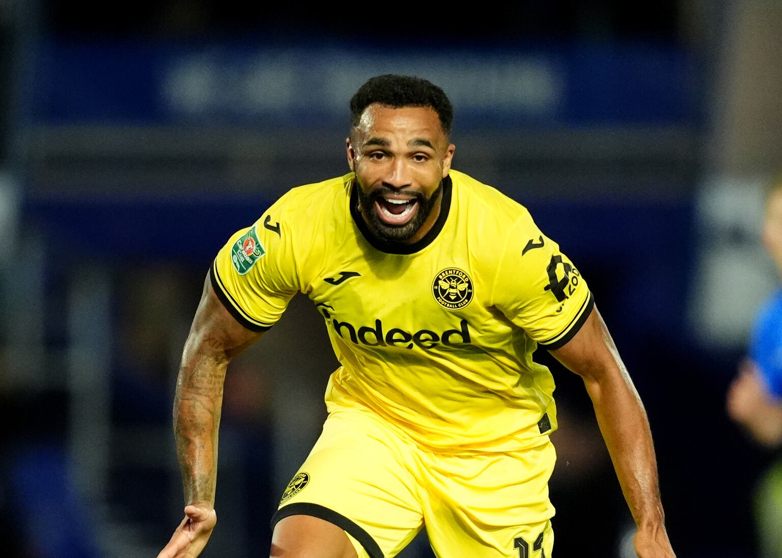 Brentford hold off Reading to reach round four