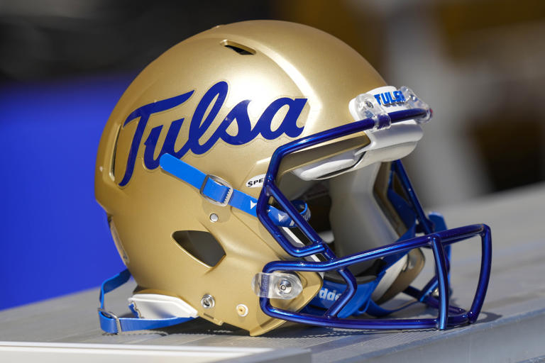 Tulsa to honor assistant coach's wife who died suddenly at 30