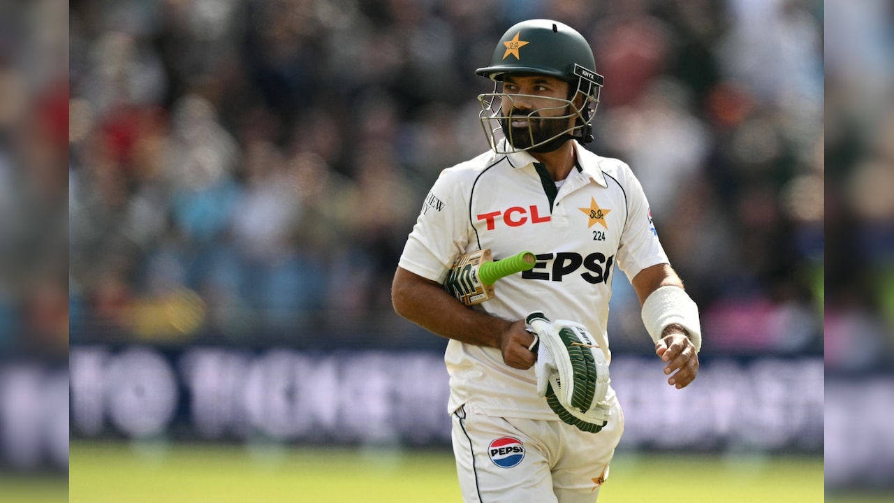 Mohammad Rizwan demands explanation, PCB yet to return mobile amid ...