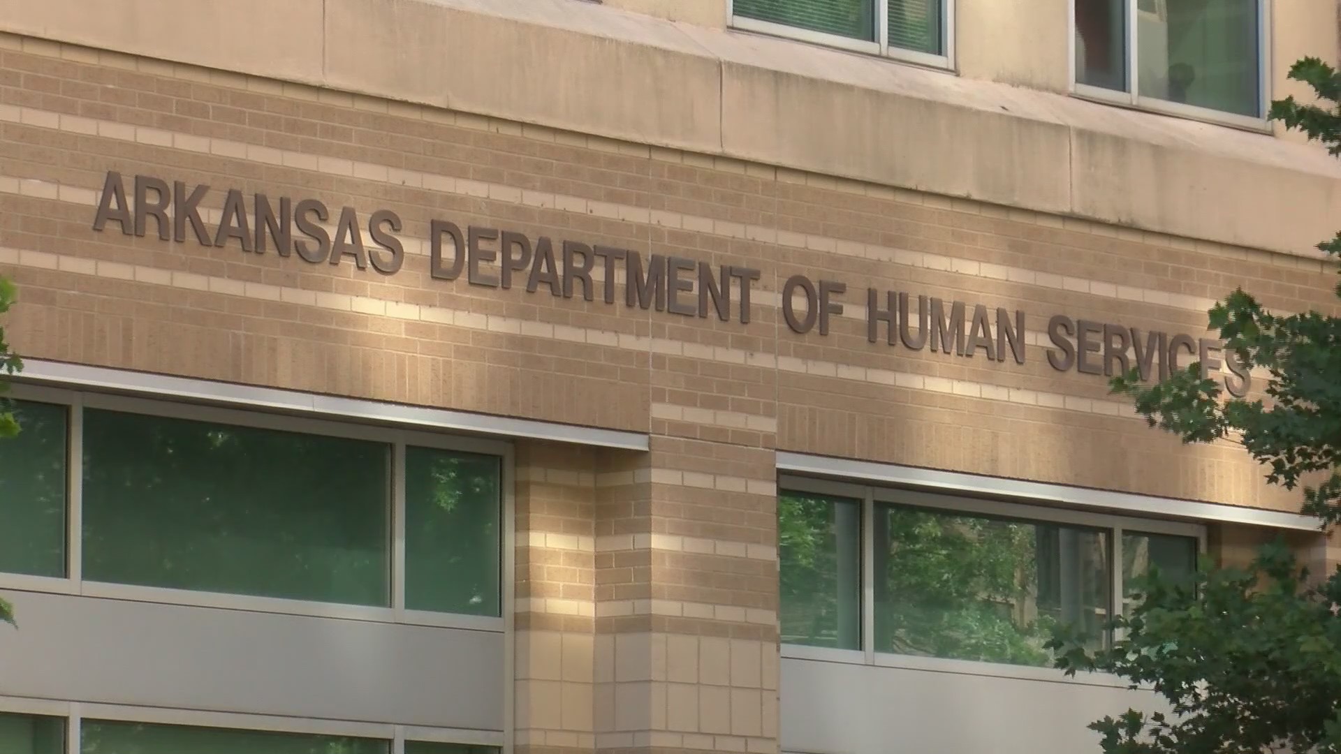 Gov. Sanders announces Arkansas will expand supportive living services ...