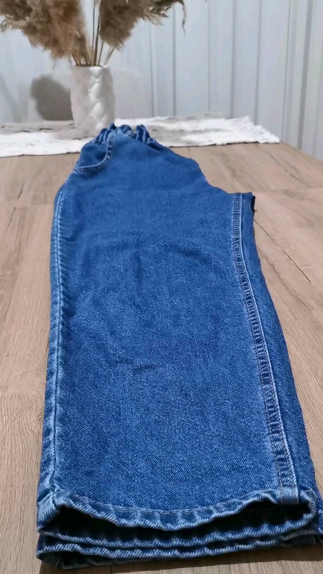 Creative pattern tracing technique using plastic bags
