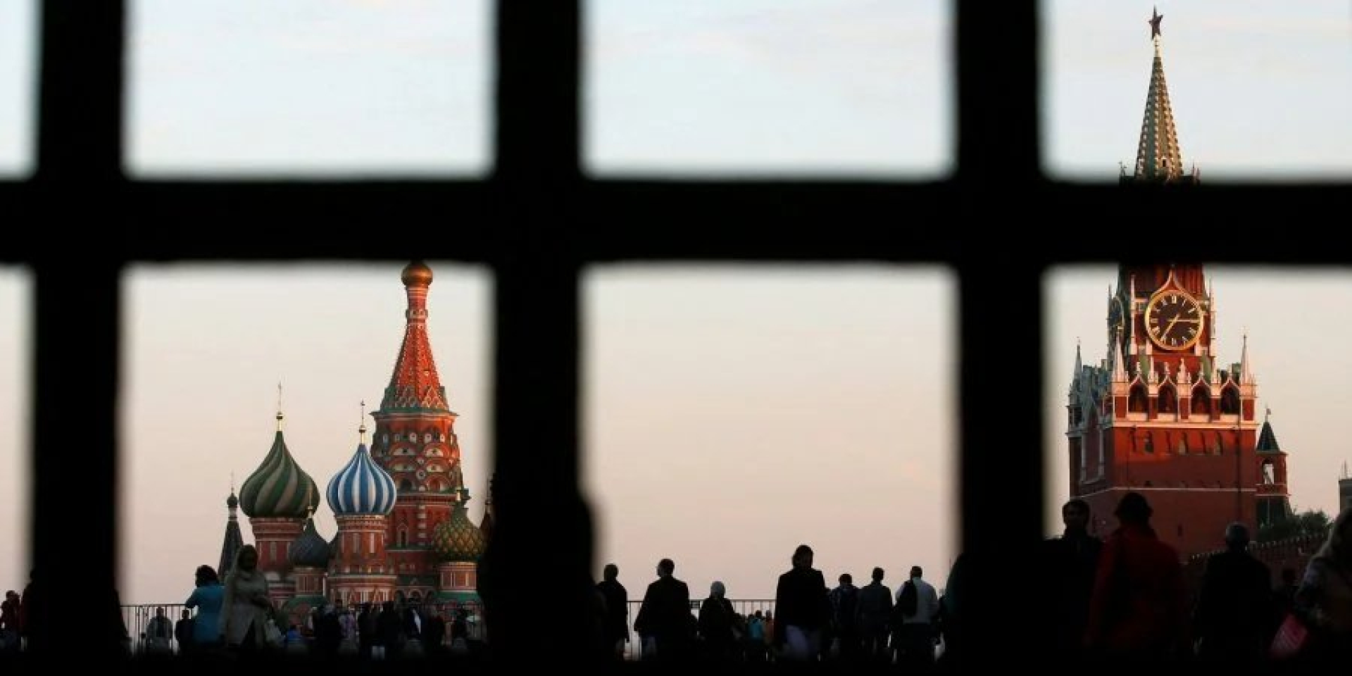 FBI charges five over Russian plot to kill pro-Ukraine figures