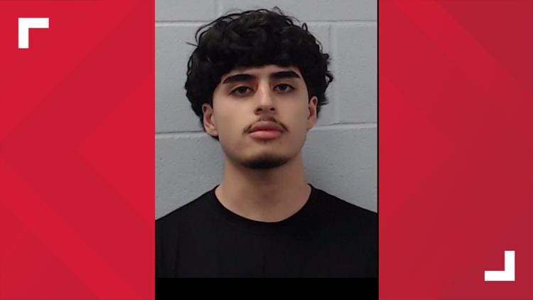 Kyle police arrest driver accused of racing before deadly I-35 ...