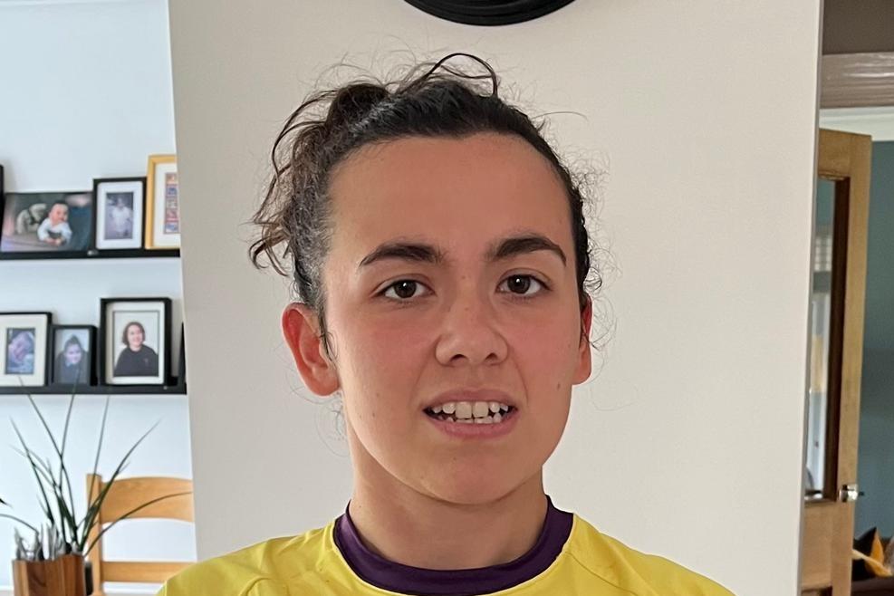 anita-warms-up-to-run-belfast-half-marathon-in-aid-of-lisburn-charities